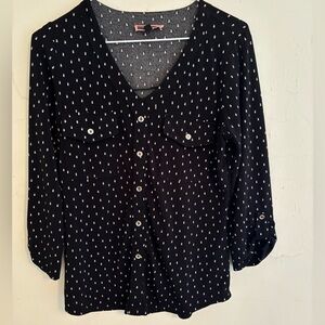 50th Street black blouse with pink and white dots long cuffed sleeves petite S